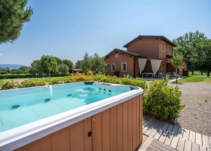 Private With Pool On Vineyards Будинок відпочинку