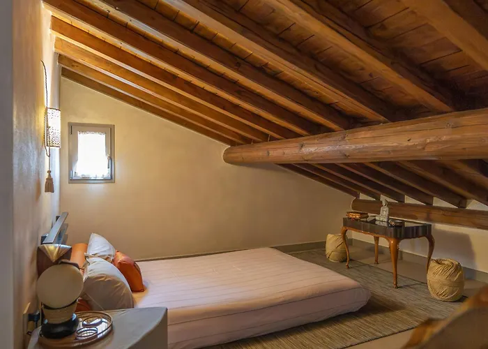 Private With Pool On Vineyards Holiday home *