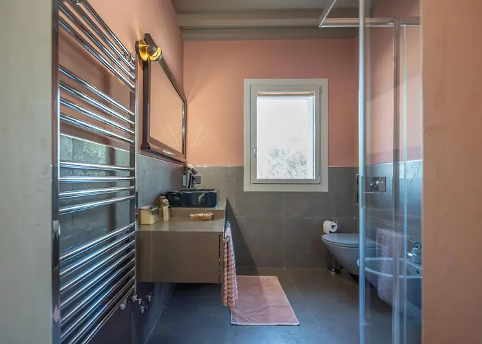 Private With Pool On Vineyards *