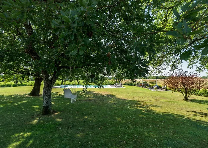 Private With Pool On Vineyards Holiday home *